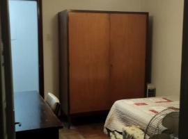 3B Habitación Norte Single con Baño privado al fondo, מקום אירוח ביתי בסלטו