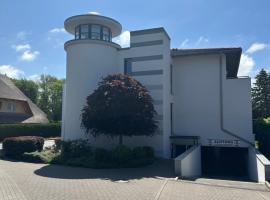 Moderne Ferienwohnung an der Ostsee im Haus Leuchtfeuer, hotell i Diedrichshagen