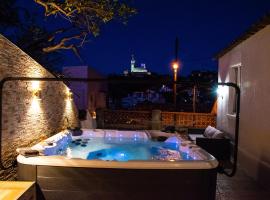 Les Balcons du Roucas Blanc, hotel amb jacuzzi a Marsella