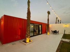 container chalet, hotel in Buraydah