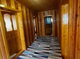 Cabana Alexe Mărișel, casa o chalet en Mărişel