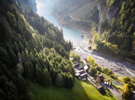 Alphotel & Bergrestaurant Sankt Martin, hotel with pools in Sankt Martin