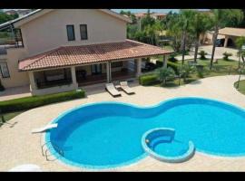 private oasis villa 3&spa, hotel in Borgetto