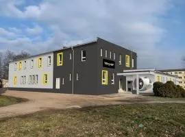 Hotel Hangar