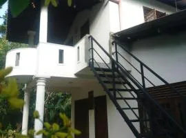 Villa Manu Hikkaduwa