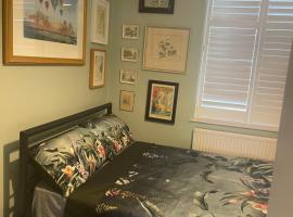 4 Birkbeck Road Beckenham BR3 4SN, homestay in Elmers End