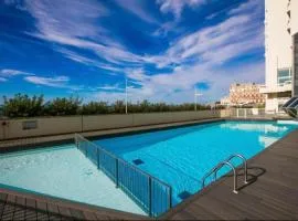 Studio Victoria Centre Grande Plage and Pool