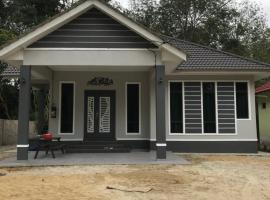 AINUL HOMESTAY, котедж у місті Pasir Mas