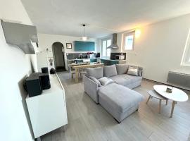 Appartement de 2 chambres avec wifi a Luzenac a 8 km des pistes – apartament w Aston