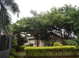 5 Bedroom house for rent in Kigali - Kibagabaga