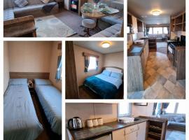 Primrose Valley Time and Tide Holiday Lets, glamping en Filey