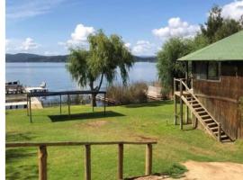 Cabaña Lago Vichuquén Culenmapu, hotel i El Rodeo