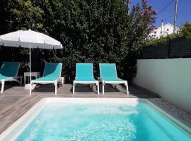 The Central Villa - Kassiopi Corfu Villas, hotel i Kassiopi