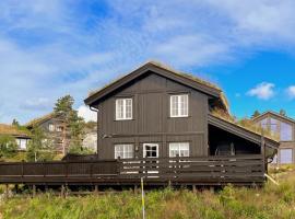 4 Bedroom Amazing Home In seral – domek wiejski w mieście Åseral