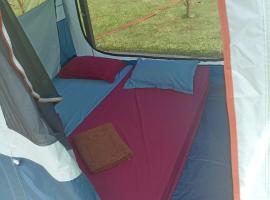 Camping TENUI, luxury tent in Taputapuapea