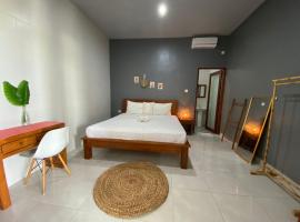 Tyana Private Room in Batu Bolong Canggu 21