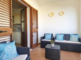 Dommos - Melodie Apartments, hotell i Cala Liberotto