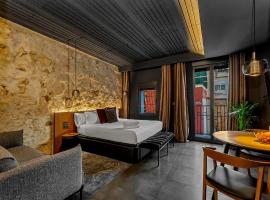 Apartaestudios Evolution Luxury, hotel a prop de Platja del Postiguet, a Alacant