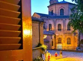 DOMUS GALLA PLACIDIA - superlative view - 50 meters from UNESCO heritage sites - San Vitale - Galla Placidia