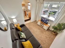 Semi-detached 1-Bedroom Chalet, apartamento em Uddingston