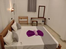 LaRoy Mirissa- Introducing Smart Room, hotel in Mirissa