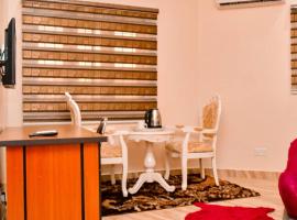 Alim Royal Hotel and Suites, hotel with parking in Abuja