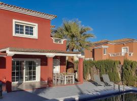 Villa Venna, with a private pool, casa de temporada em Baños y Mendigo