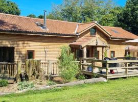 Woodpecker Lodge, hotell i Bratton Fleming