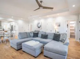 New Construction Home in Oak Island-1/2 Mile walk to the beach