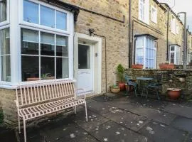 Hallam's Yard