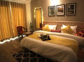 Luxury Apartment Near Pari Chowk, apartamentai mieste Didžioji Noida