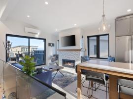Ocean View Townhouse #26 at THE BEACH HOUSE, готель у місті Кемпбелл-Рівер