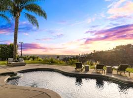 Hollywood Hills Luxury Modern Home with Pool & Sunset views, villa en Los Ángeles