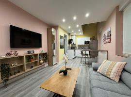 Duplex 70m2 - Parking privé - Reims Arena - Lycée Roosevelt, hotel near Reims Train Station, Reims