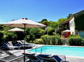 Villa au calme avec piscine, semesterhus i Cazedarnes