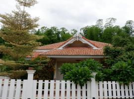 Villa 8: San Kamphaeng şehrinde bir tatil evi