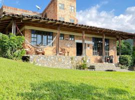 Ventanas Parapente Boutique - Club House, hôtel avec piscine à El Cerrito