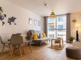 Natural Light City Center Pad