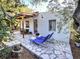 Stefanos Cottage, hotel with parking in Longos