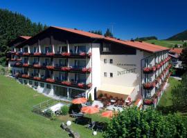 Interest Vitalhotel, hotel v mestu Oberstaufen