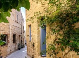 Historic Hideaways - 900 Year Old Converted Studios, apartamento en Victoria