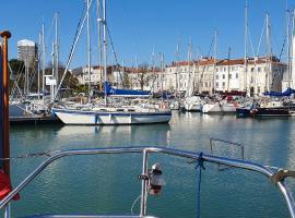 Nuits au Port - Grand voilier à quai - Coriandre 2, boat in La Rochelle
