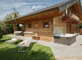 Bayern Chalets, hotel with parking in Ainring