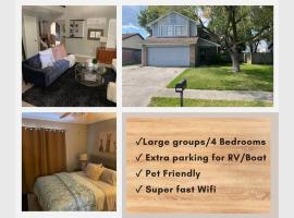 Charming Home Near IAH, Minutes from Malls, ξενοδοχείο σε Humble
