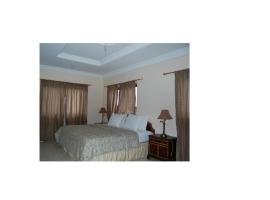 HOTEL ADONAI, hotell i Benin City