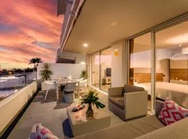 Modern new apartment Las Terrazas de Costa Adeje. Heated pool, big terrace and private parking