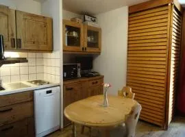 Résidence Fond Blanc - Studio pour 3 personnes à Arc 2000 proche des commerces et des pistes MAE-2149