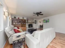 Chulita Cabin: Cute Pet and Family Friendly Cabin in the Woods