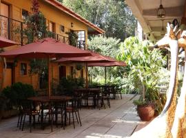 Ikweta Country Inn Maua, hotel em Kaathene