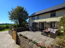 3 bed property in Winkleigh 66041